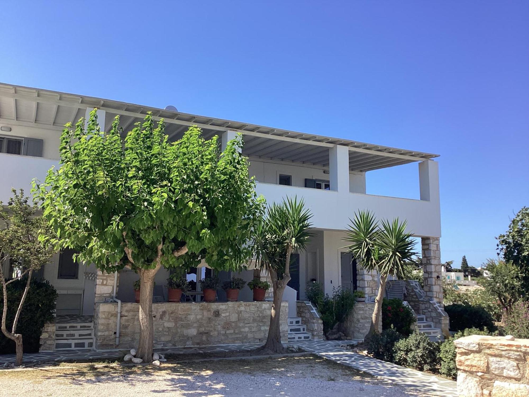 Nefeli Apartment Drios Bagian luar foto